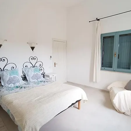 Casa Bougainvillea Βίλα San Teodoro (Sardinia)