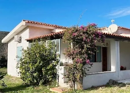 Casa Bougainvillea Βίλα San Teodoro (Sardinia)