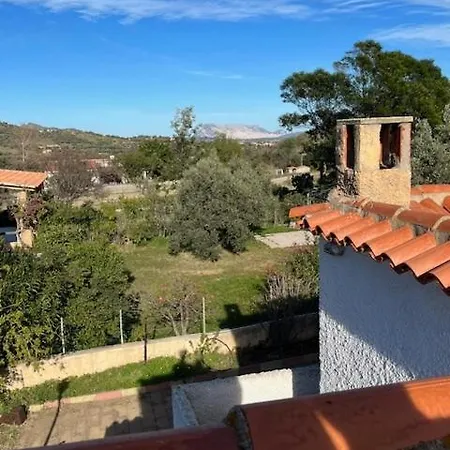 Casa Bougainvillea Villa San Teodoro (Sardinia)