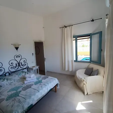 Casa Bougainvillea * San Teodoro (Sardinia)